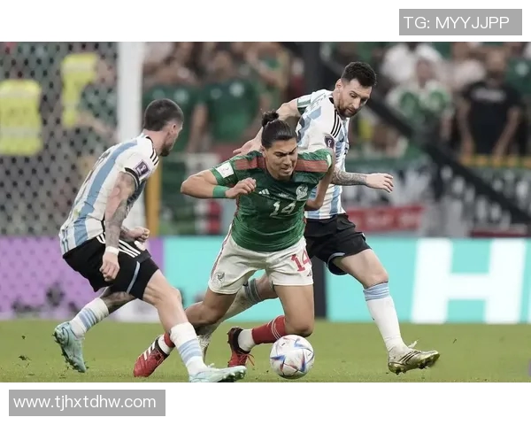 足球明星们的精彩敬酒瞬间视频与图片合集分享